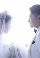 -太郎花子婚纱摄影艺术中心