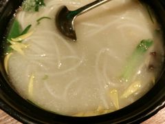 -云海肴·汽锅鸡·云南菜(天山百盛优客店)