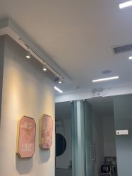 -More摩尔医美の注射线雕光电中心