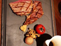 -恰餐厅及酒吧 CHAR Bar & Grill (北京丽都皇冠假日店)