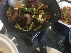 -老唐三下锅 ·张家界地标美食(溪布街店)