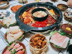 -扎起市井老火锅(乐山总店)