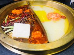 -沸炉重庆老火锅(军事博物馆店)