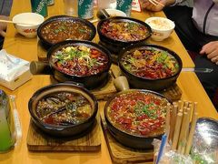 -有红鸡毛店·砂锅菜(抚琴夜市店)