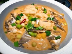 鲳鱼烧年糕-荣小馆(杭州大厦店)