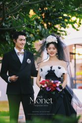 -现代经典婚纱摄影