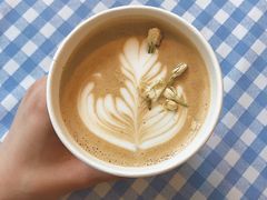 茉莉拿铁-红小姐咖啡馆(西津渡店)