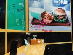 -龙治汉堡(中华城店)