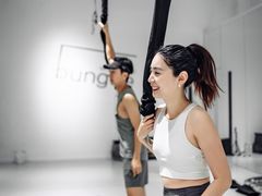 -Jumphai室内蹦极运动