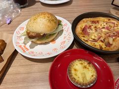 -必胜客(免税商场店)