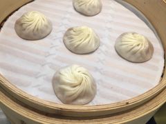 玉脂冰清上面的杏仁豆腐-鼎泰丰(国贸商城店)
