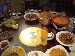 -胡桐里音乐酒馆(孝南店)