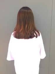 -苑苑发型设计