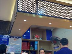 -靓虾二哥长沙地标小龙虾(五一广场店)