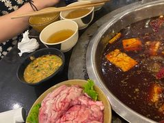 -重庆风光老灶火锅城(同德广场店)