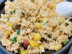 沙煲洋芋饭-泉味道贵州厨房(三里河店)