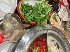 -彤德莱火锅(商圣嘉源店)
