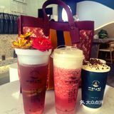 一叶亦花🌸有夜光杯的本土茶饮