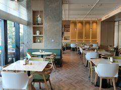 -广州花都融创文旅城希尔顿惠庭酒店