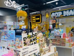 -泡泡玛特POPMART(上海环球港店)
