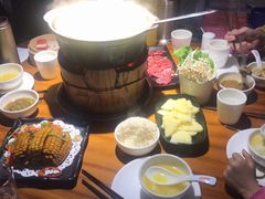 -捞围鲜·港式打边炉(海阳路店)