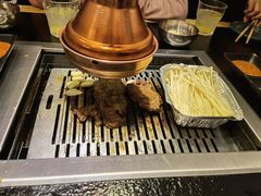-臻牛烤肉