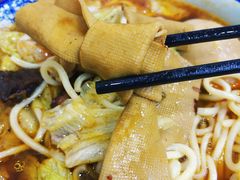 -孙浩特色牛杂面板面(华捷道店)