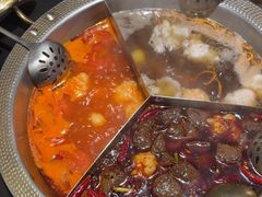 -廖掌柜·重庆鲜货火锅(上海首店)