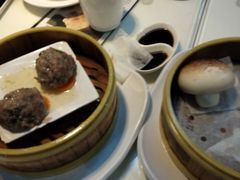 -新大咀港式茶餐厅(宝山万达店)