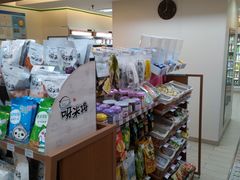 -全家便利店(宜山路站店)