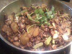 干锅牛蛙-蛙蛙叫干锅年代(簋街总店)