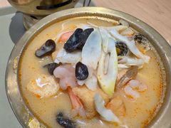 -老乡鸡(亳州路天庆大厦店)