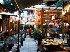 露天位-苏家大院庭院式老火锅(高灯北街店)