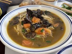 松树蕈油面-天天鲜面馆(衡山路店)