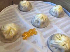 蟹粉小笼包-鼎泰丰(嘉年华•海信广场VILLAGE店)