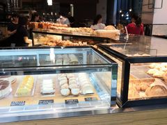 面包甜点陈列柜-麦田工坊(月湖店)