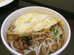 -金皇国际大酒店(桂林两江四湖火车站店)