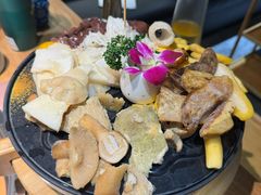 -一朵菌·野生菌探索家火锅(南亚店)