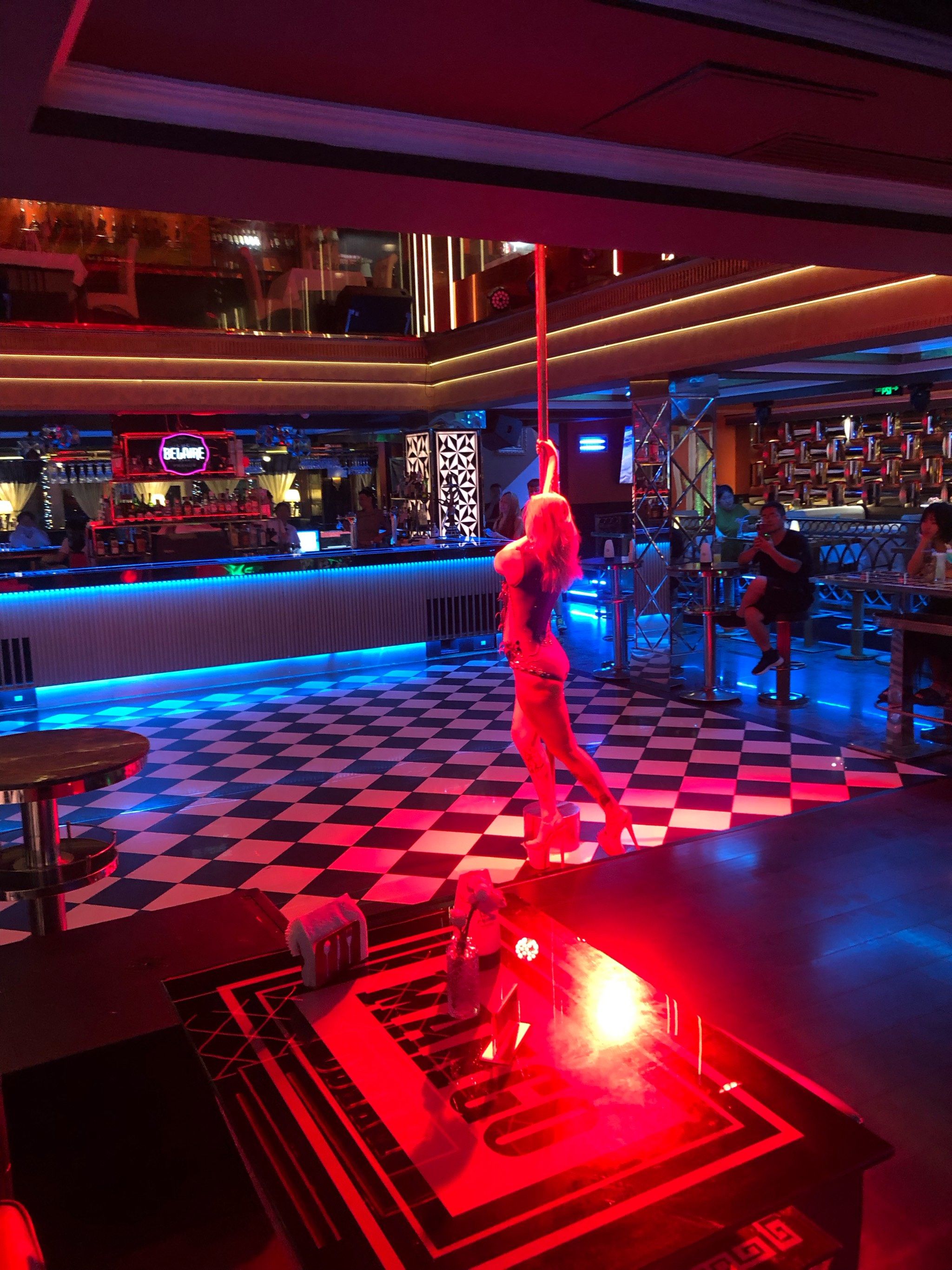 打造个人专属夜店体验