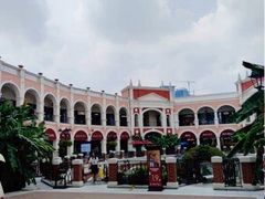 -佛罗伦萨小镇广佛名品奥特莱斯(疏港路店)