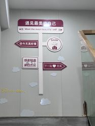 -苗方清颜专业祛痘·皮肤管理