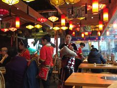 -野山舂·贵州现舂酸汤火锅(鸿通城店)