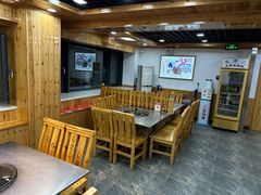 -屯老二农家铁锅炖·行业领军者(梅江店)