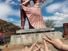 -摩梭篝火晚会