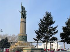 -人民防洪胜利纪念塔