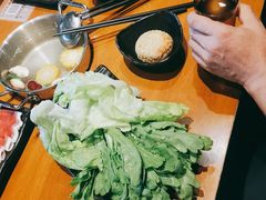 -呷哺呷哺 蔬菜畅吃(中发百旺店)