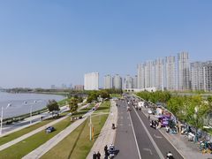 -南京眼步行桥