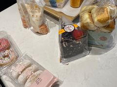 -Caidie Bakery采蝶轩(百越店)