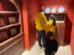 -Xcape异时刻密室逃脱真人NPC(新世界百货崇文店)
