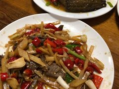 酸笋-牛八宝桂林米粉(八里庄店)